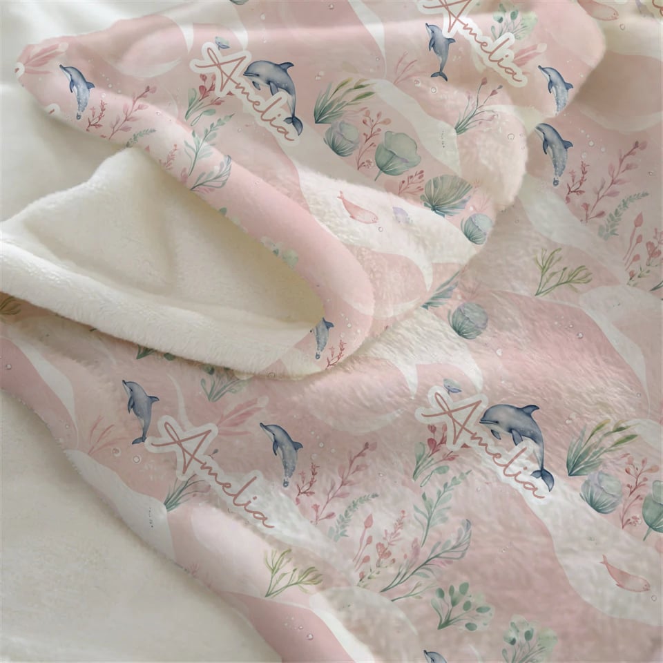 Personalisierte Babydecke Winterwald – individuell bestickter Name, weiche Babydecke, Geschenk für Neugeborene und Kinderzimmerdekoration)